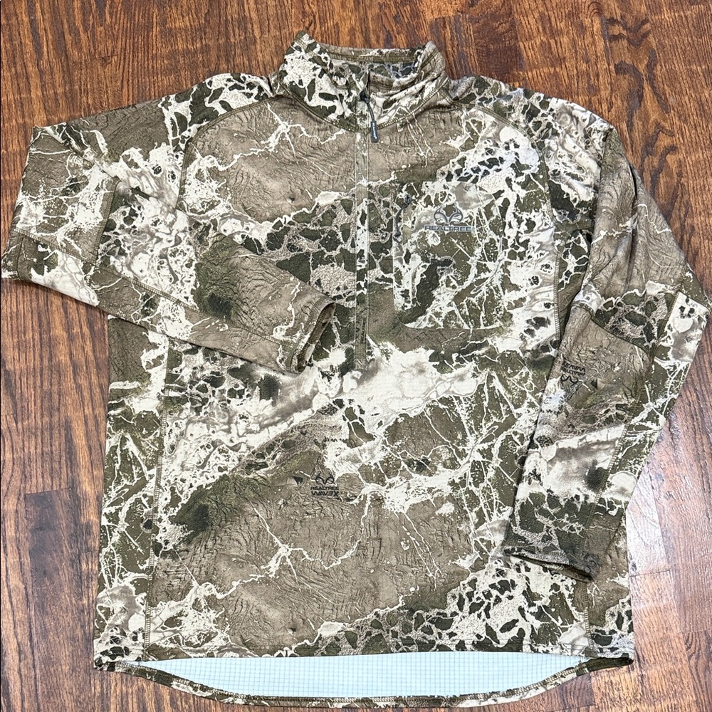 Realtree Camouflage Long Sleeve Shirt